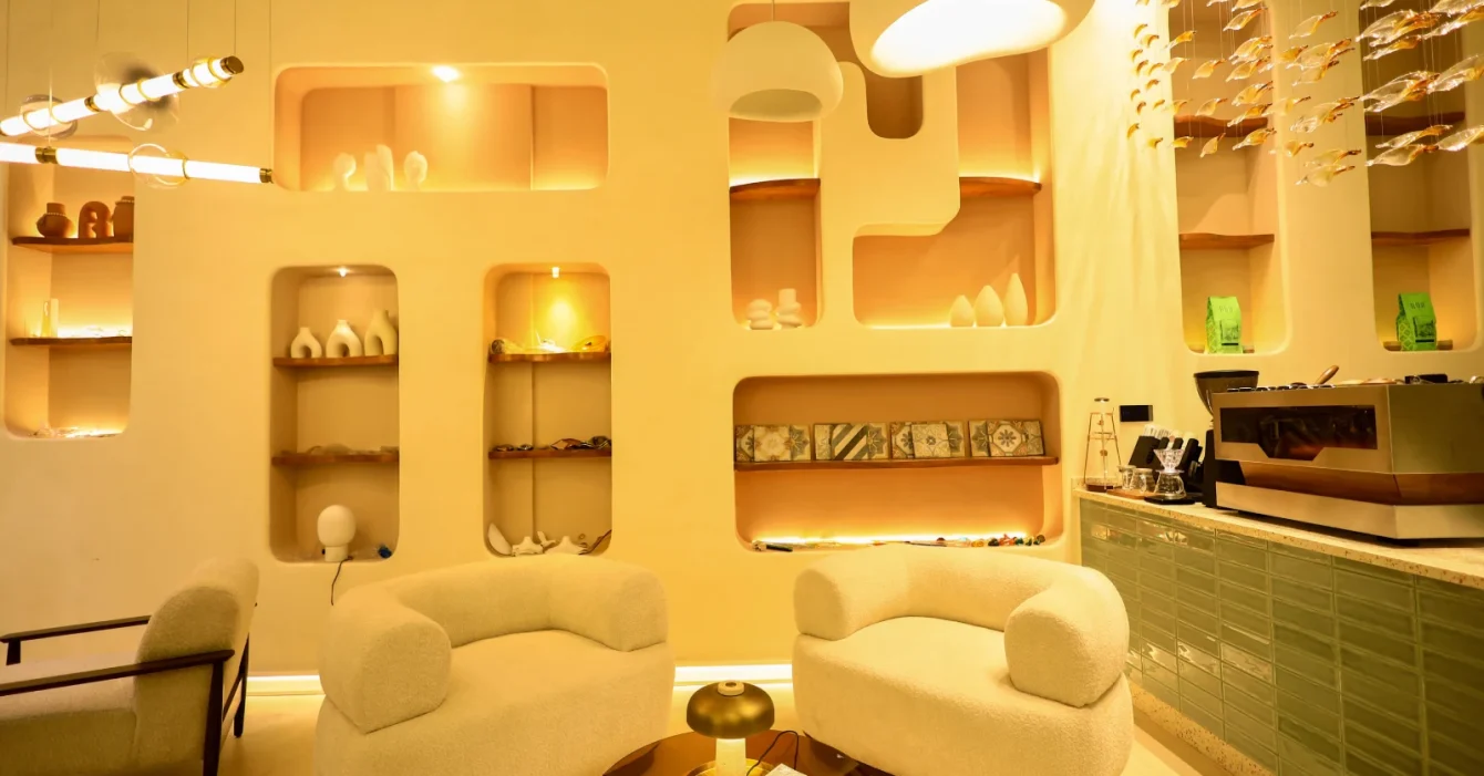 BESPOKE-FURNITURE-Banner BESPOKE-FURNITURE-Banner