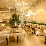 DELUXE INNOVATIVE SHOWROOM