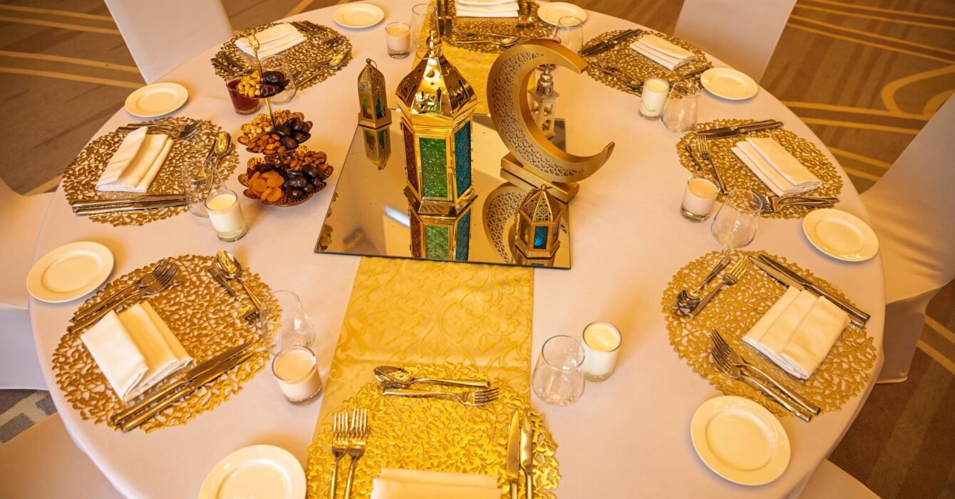 Create a Beautiful Eid Dining Table Setup